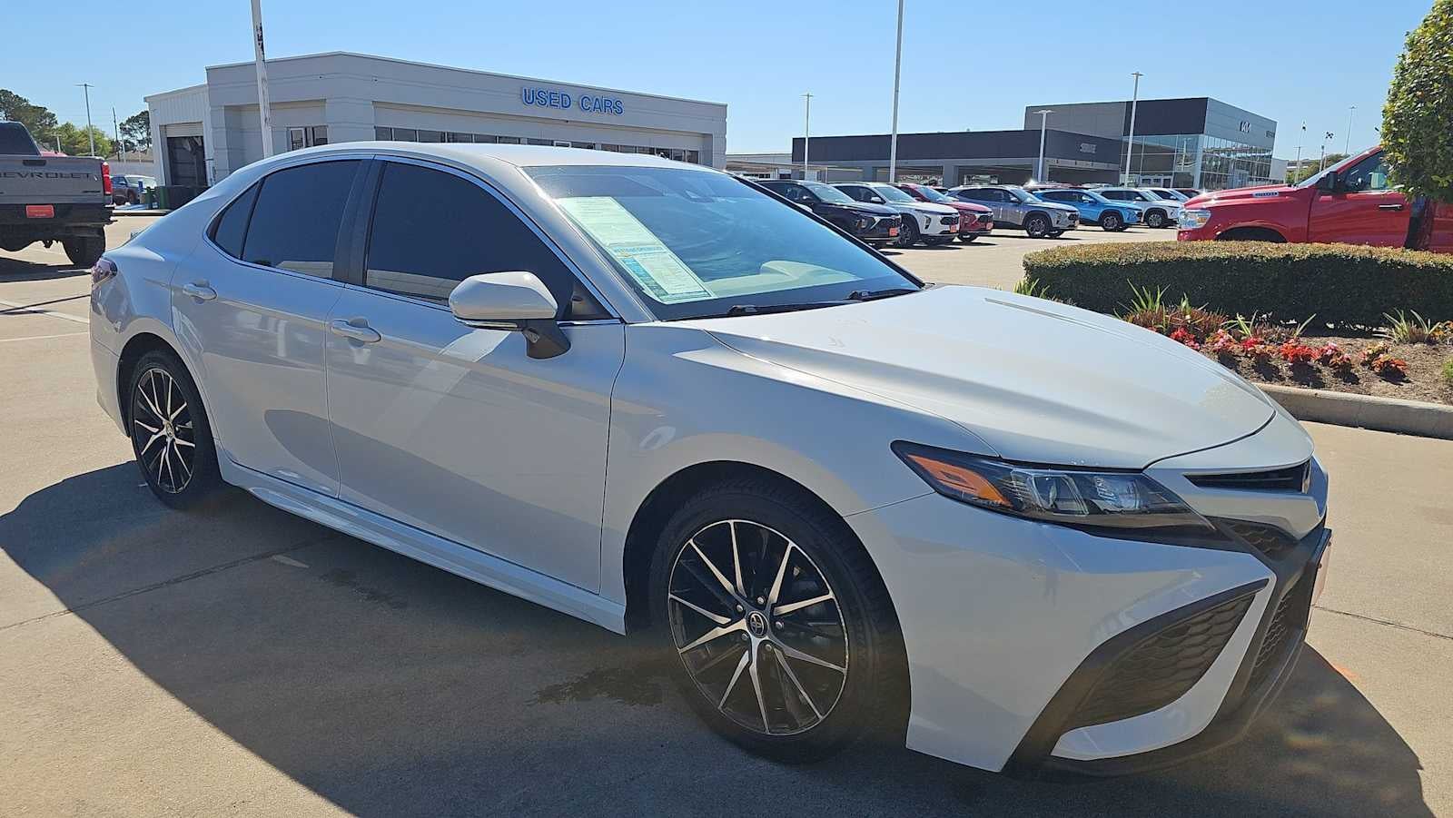 2022 Toyota Camry SE