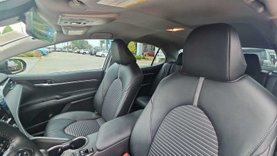 2024 Toyota Camry Hybrid SE