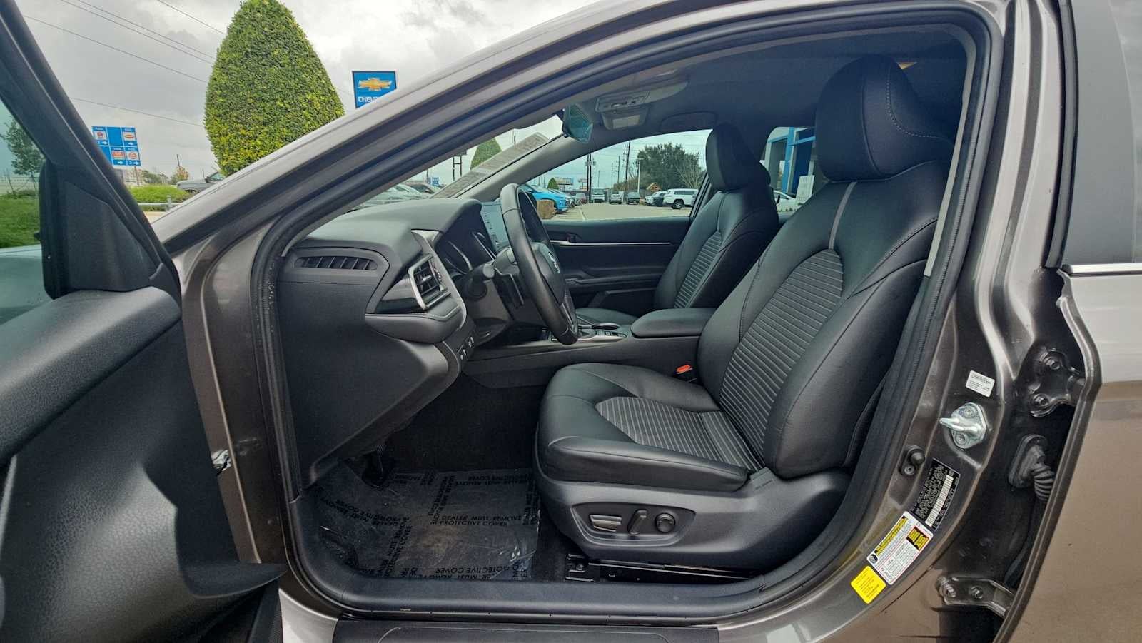 2024 Toyota Camry Hybrid SE