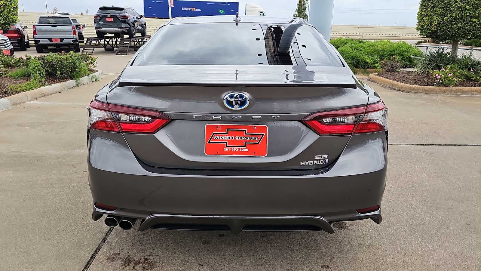 2024 Toyota Camry Hybrid SE