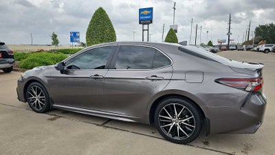 2024 Toyota Camry Hybrid SE