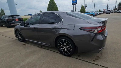 2024 Toyota Camry Hybrid SE