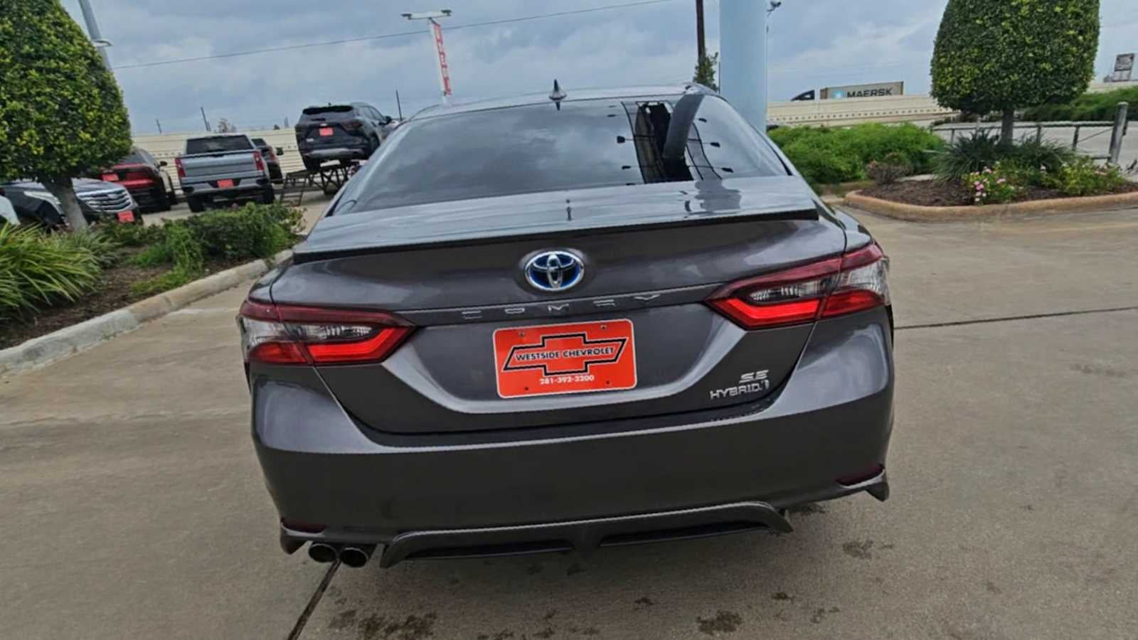 2024 Toyota Camry Hybrid SE