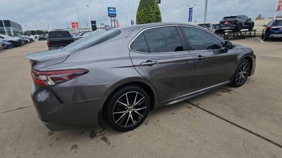 2024 Toyota Camry Hybrid SE