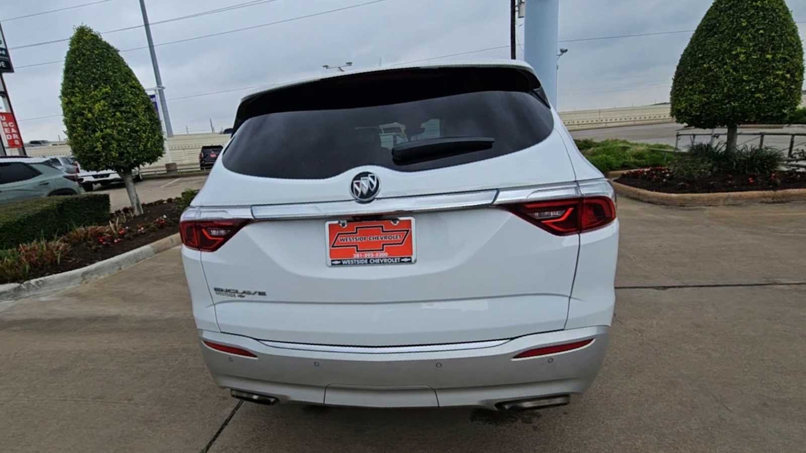 2023 Buick Enclave Essence