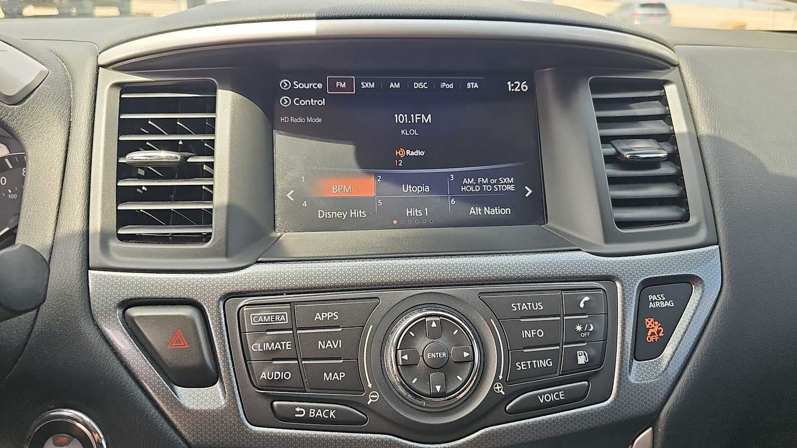 2020 Nissan Pathfinder SL