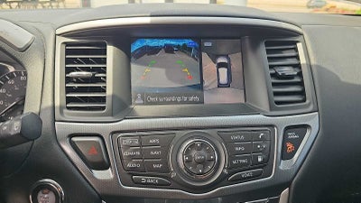 2020 Nissan Pathfinder SL