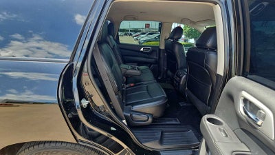 2020 Nissan Pathfinder SL