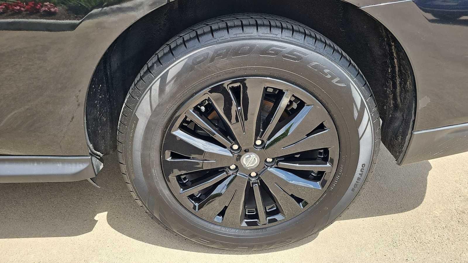 2020 Nissan Pathfinder SL