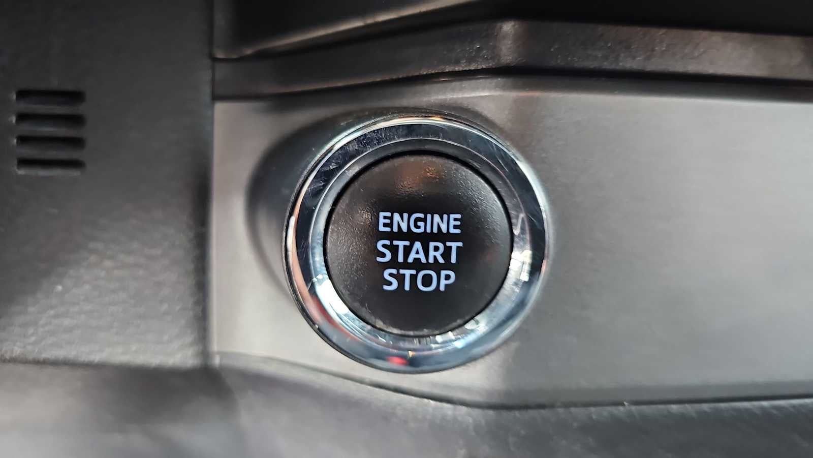 2020 Toyota Tacoma 2WD SR5