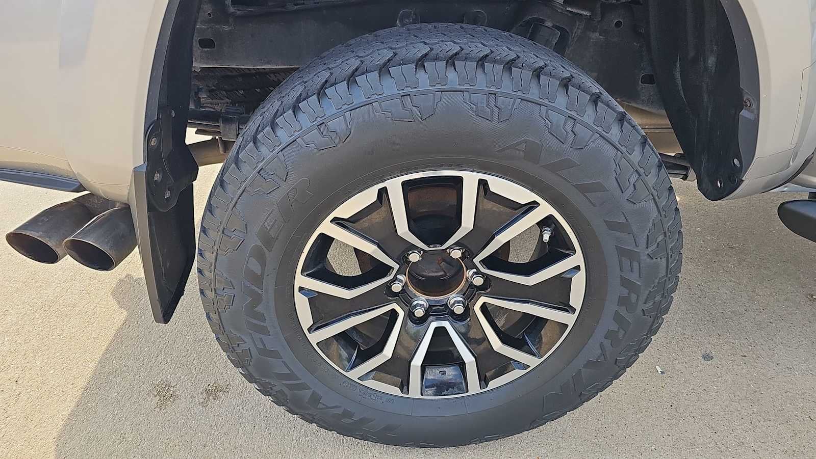 2020 Toyota Tacoma 2WD SR5