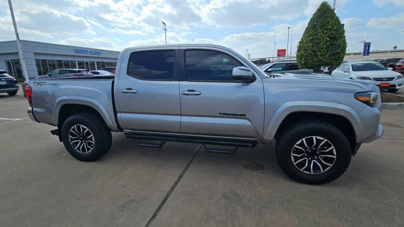 2020 Toyota Tacoma 2WD SR5