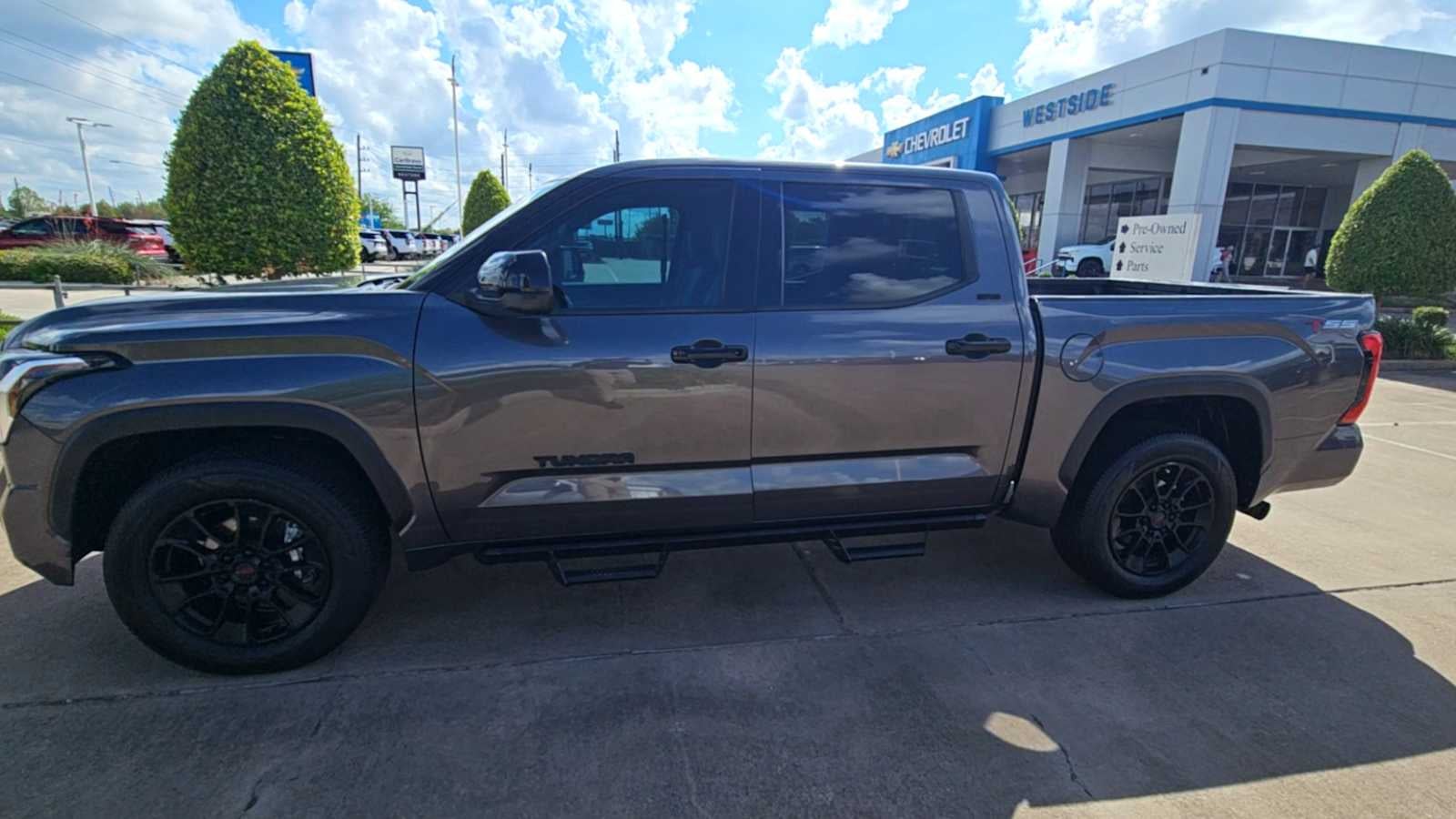 2022 Toyota Tundra SR5