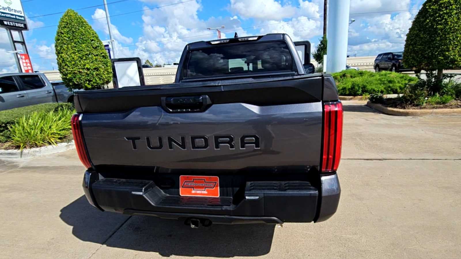2022 Toyota Tundra SR5