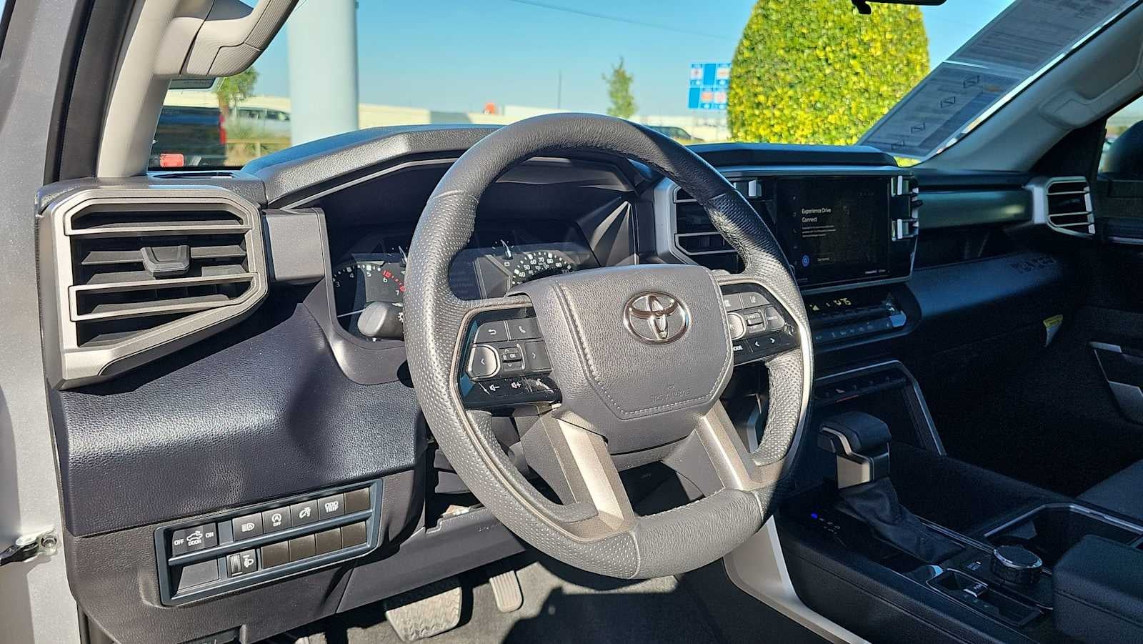 2024 Toyota Tundra 4WD SR5