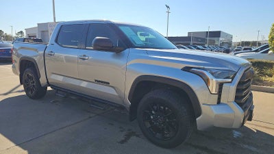 2024 Toyota Tundra 4WD SR5