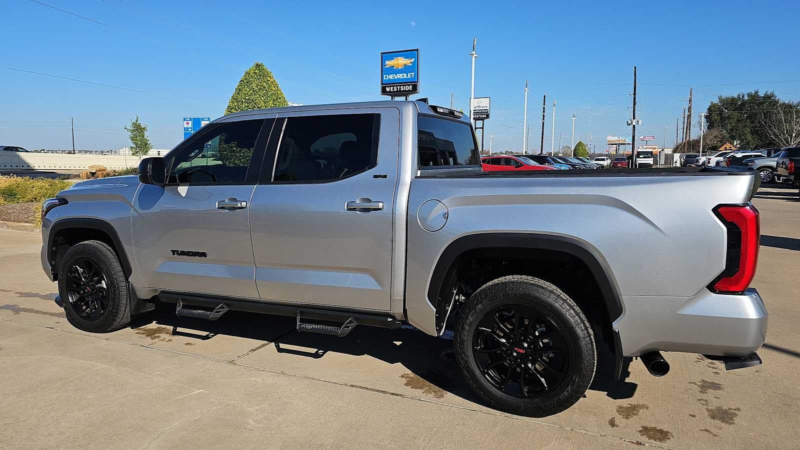 2024 Toyota Tundra 4WD SR5