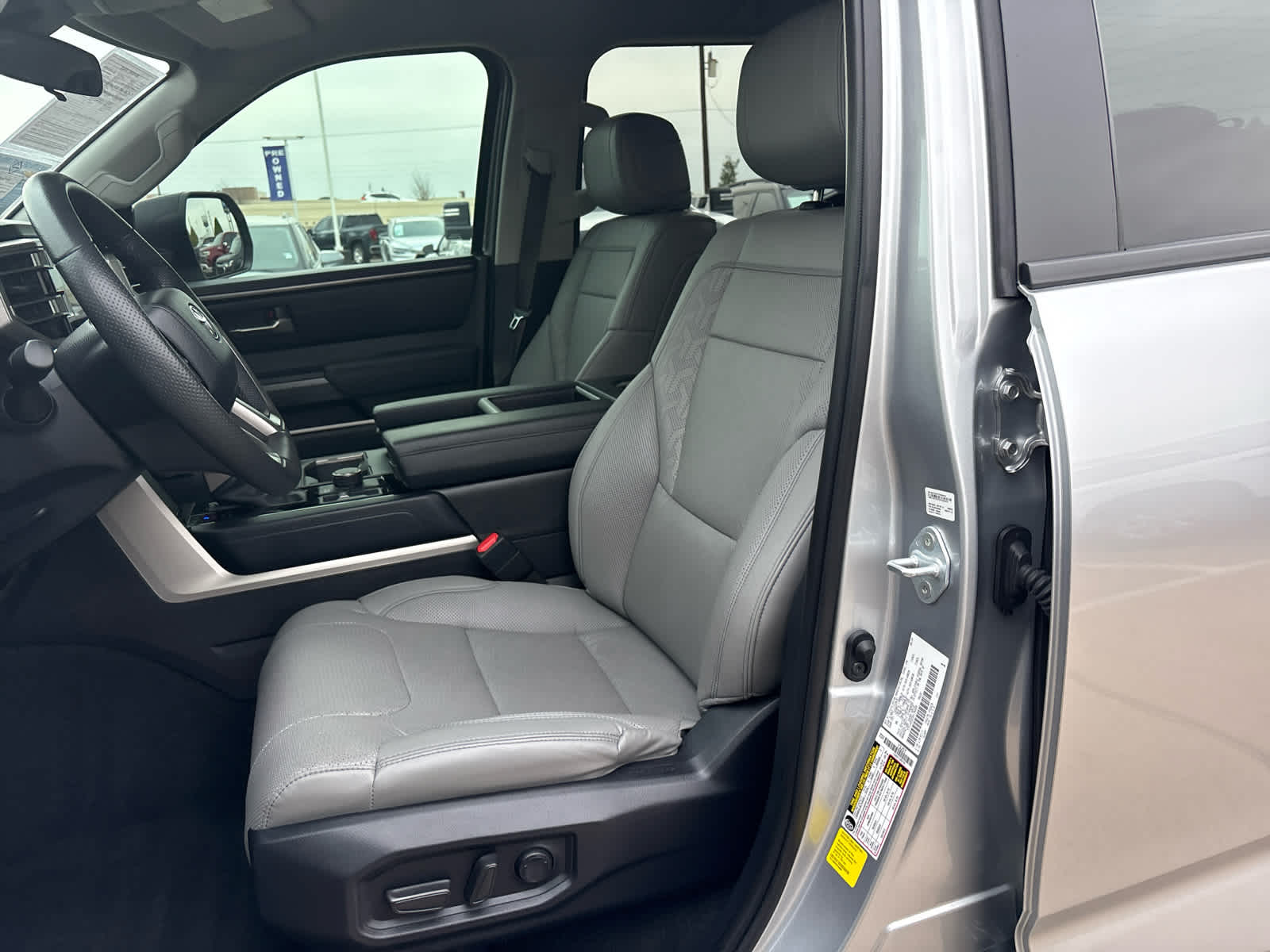 2024 Toyota Tundra 4WD SR5