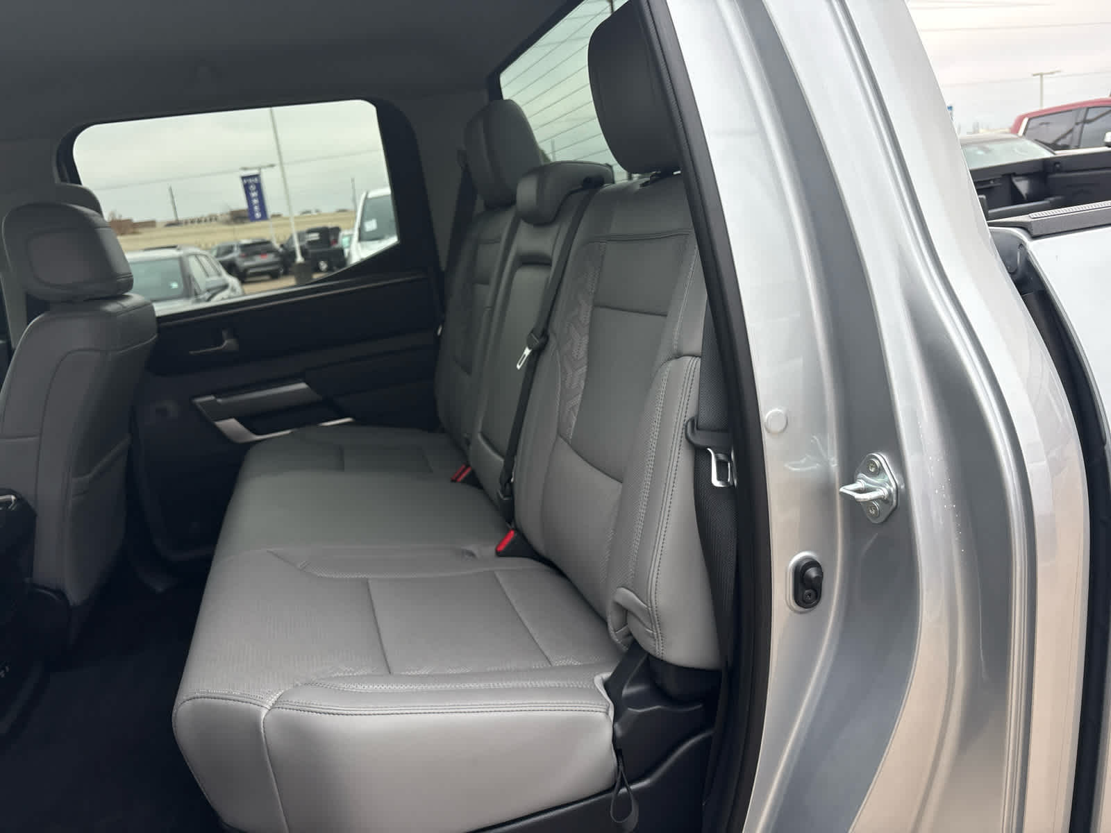 2024 Toyota Tundra 4WD SR5