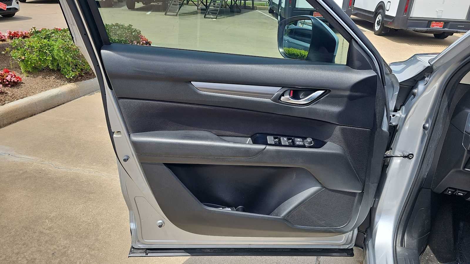 2017 Mazda Mazda CX-5 Sport