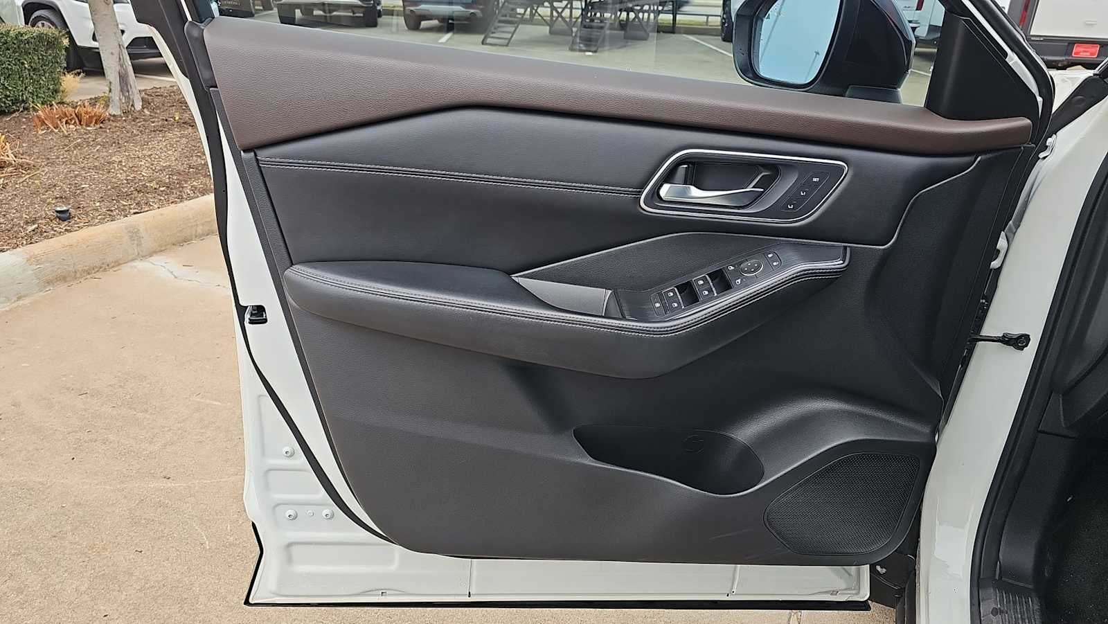 2021 Nissan Rogue SL FWD