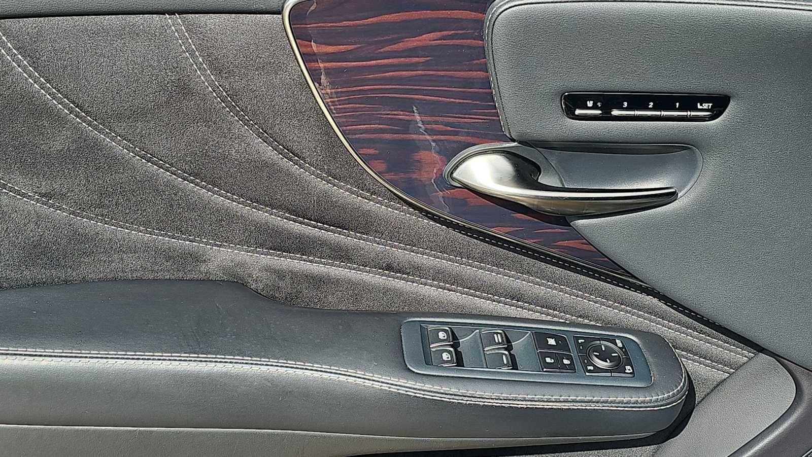 2018 Lexus LS 500 F Sport